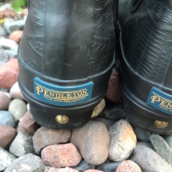 Pendleton Embossed Black Chelsea Rain boots - Picture 7 of 10